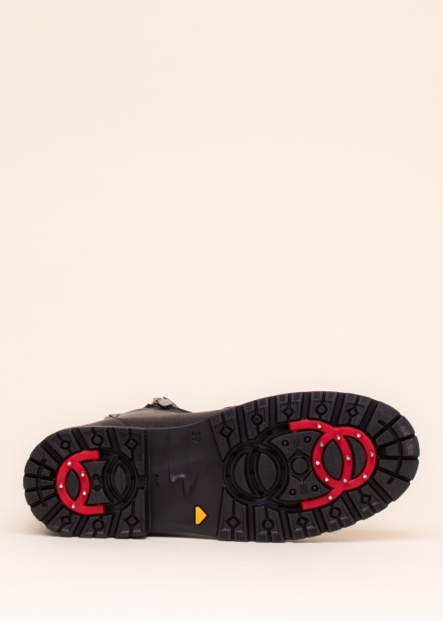 Aaltonen puszābaki ar radzēm