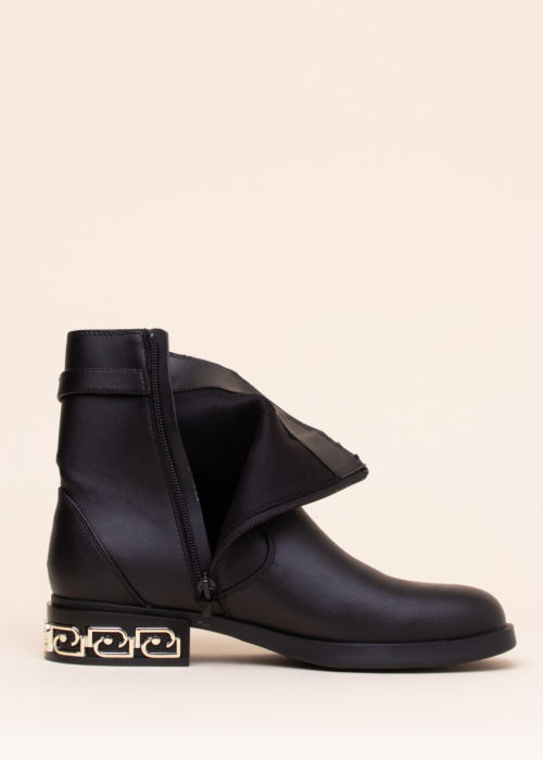 Liu-Jo puszābaki Yogi 06