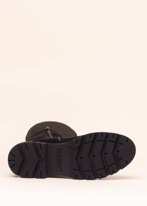 Bagatt zābaki Lorry