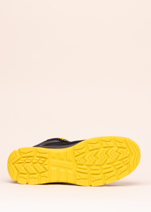 VM Footwear zābaki Liverpool