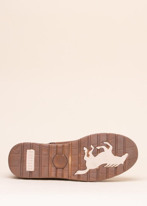 Mustang ziemas zābaki