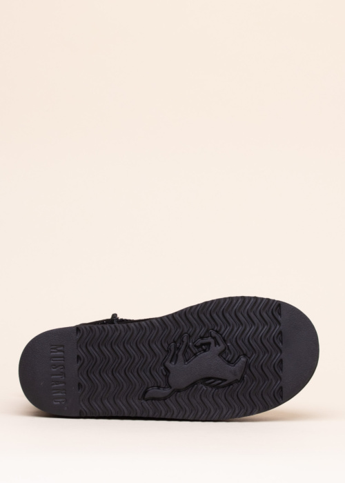 Mustang ziemas zābaki