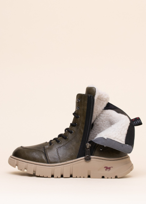 Mustang ziemas zābaki