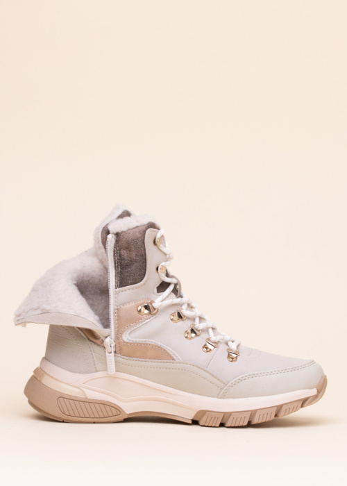 Зимние сапоги Mustang