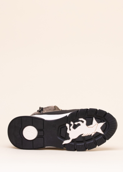 Mustang ziemas zābaki