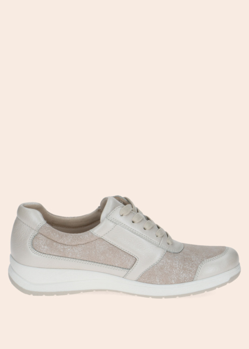 Кроссовки Caprice