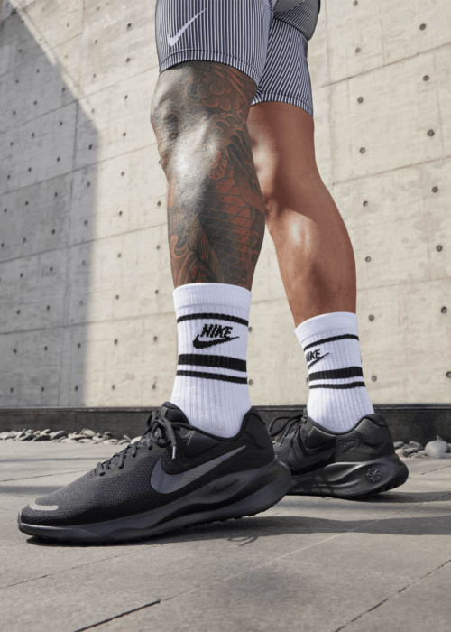 Nike apavi skriešanai Revolution 7