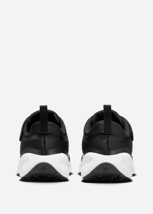 Nike apavi skriešanai Revolution 7