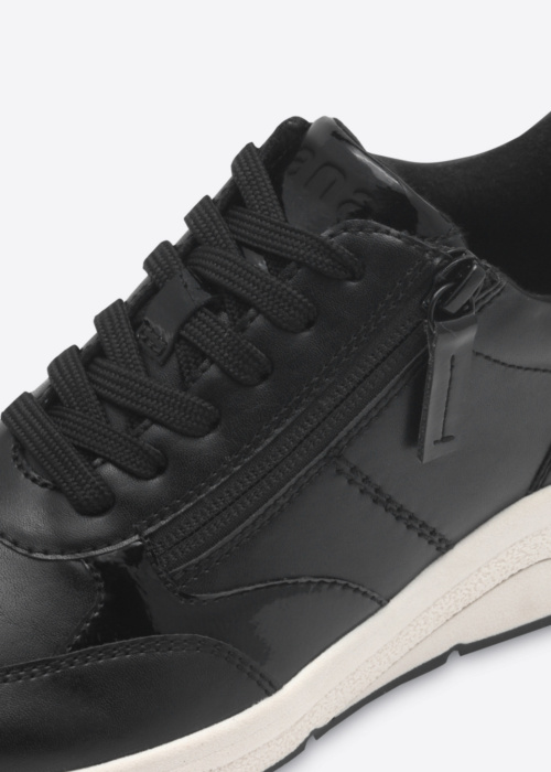 Jana brīvā laika apavi