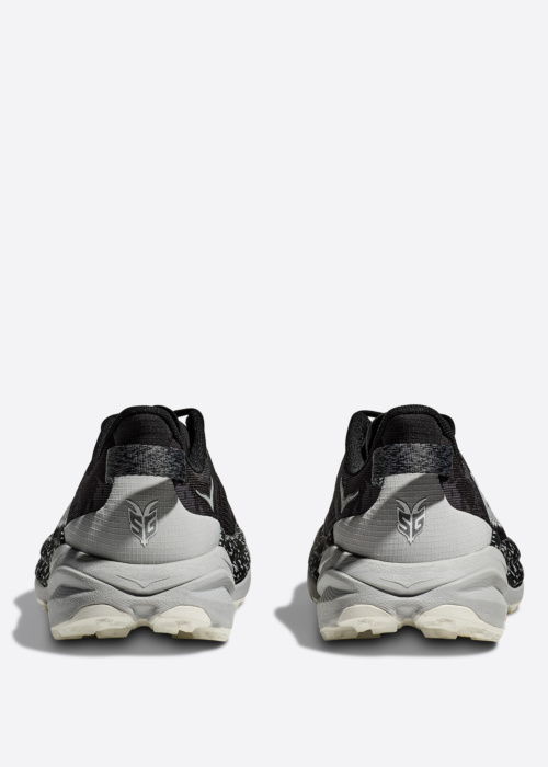 Беговые кроссовки Speedgoat Hoka