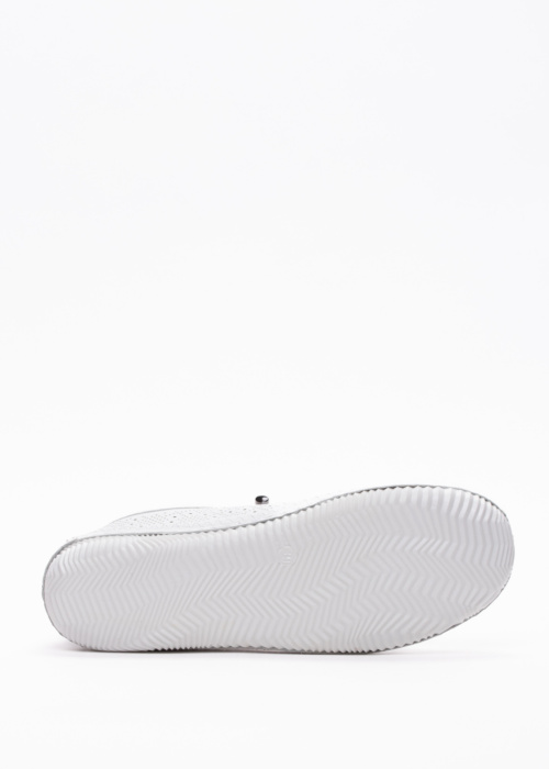 Кроссовки Cosmos