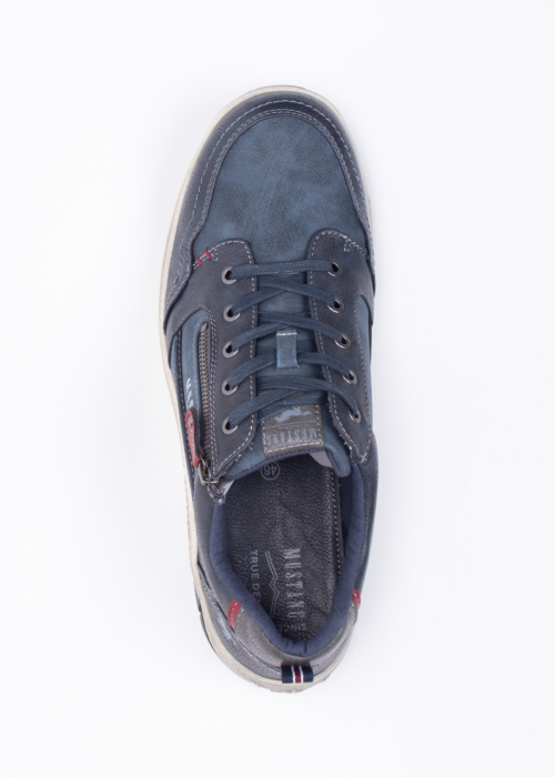 Кроссовки Mustang