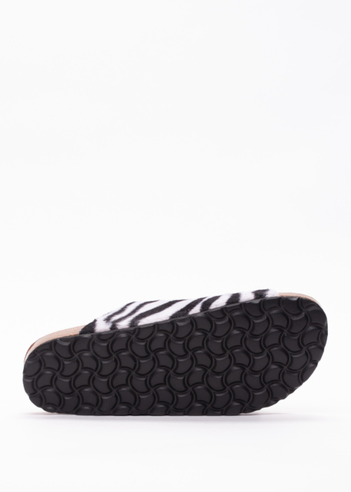 Сандалии Charlie Axelda