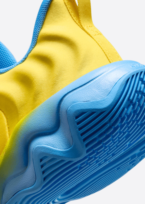 Баскетбольные кроссовки Giannis Immortality 4 Nike