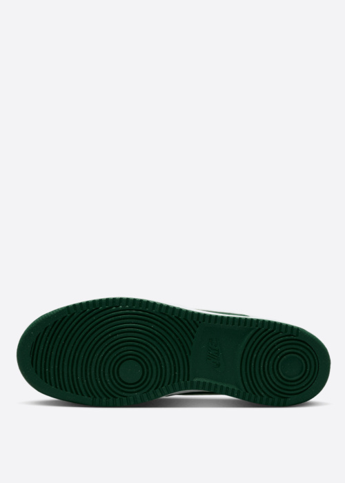 Nike kedas Court Vision