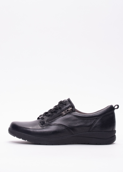 Кроссовки Caprice