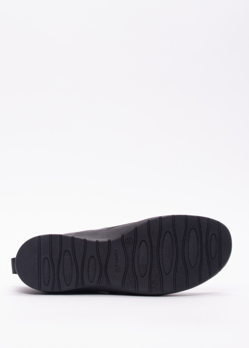 Кроссовки Caprice