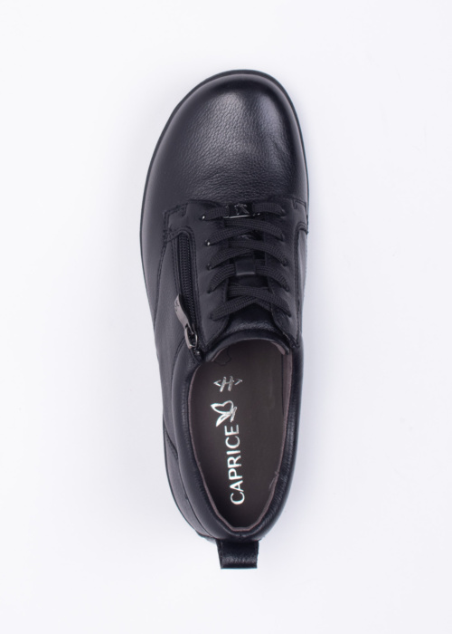 Кроссовки Caprice