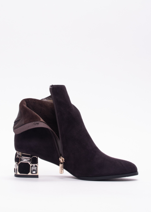 Loretta Vitale puszābaki