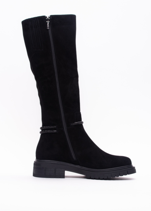 Loretta Vitale zābaki