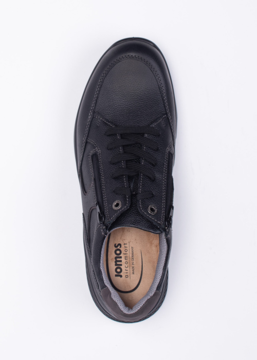 Jomos brīvā laika apavi