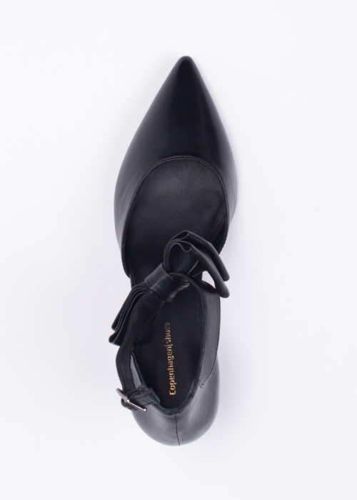 Copenhagen shoes kurpes Moving Around