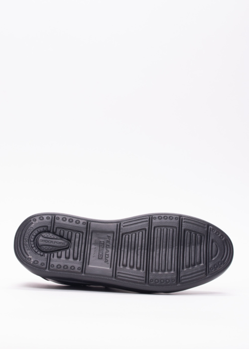 Кроссовки Pegada