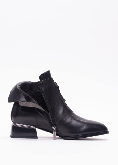 Loretta Vitale puszābaki