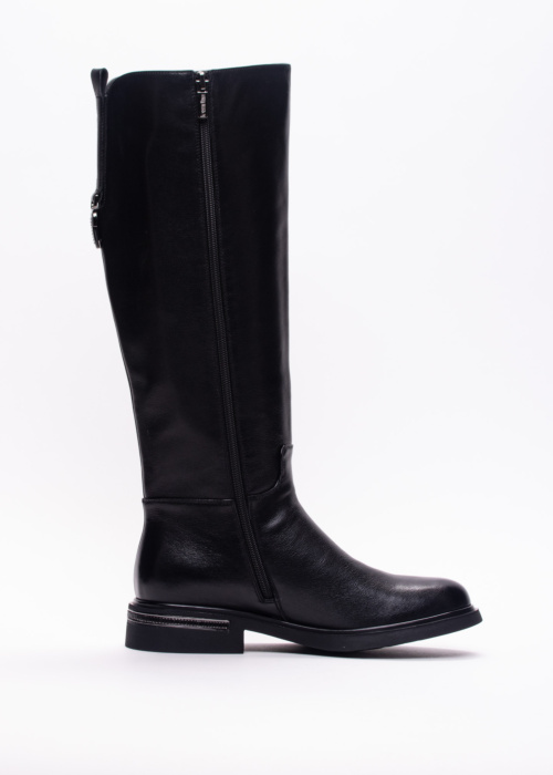 Loretta Vitale zābaki