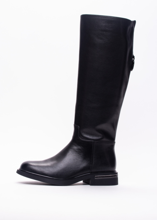 Loretta Vitale zābaki