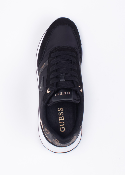 Кроссовки Eagar Guess