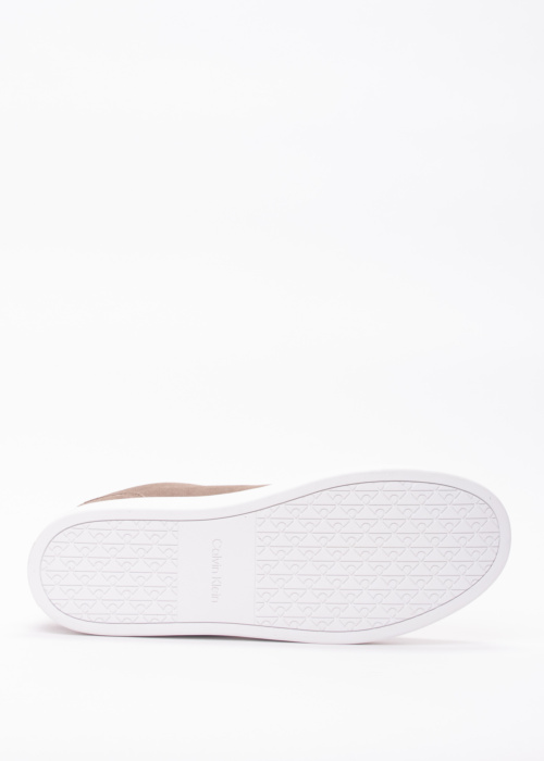 Calvin Klein kedas Classic