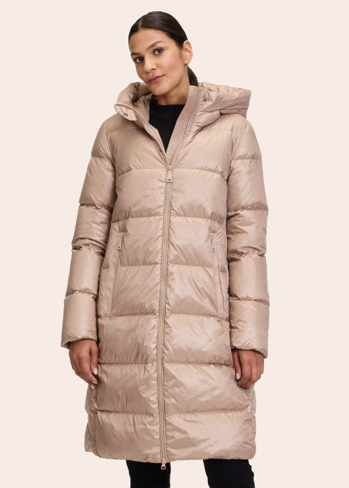 Пуховое пальто Betty Barclay