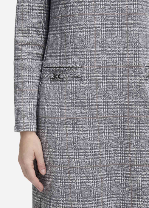 Betty Barclay kleita