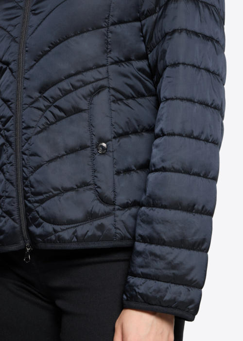 Весенне-осенняя куртка Betty Barclay