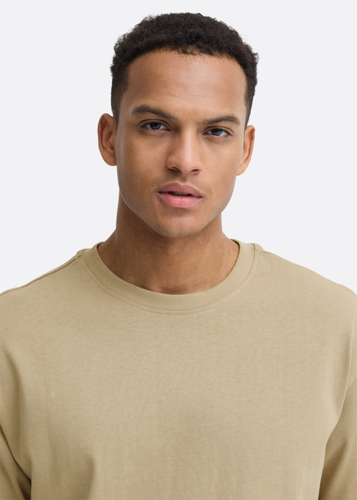 Футболка Fisher Blend