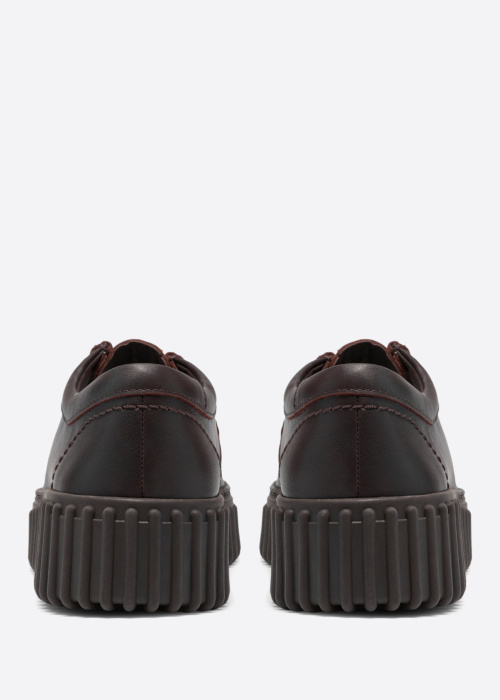 Clarks slēgtas kurpes Torhill Bee