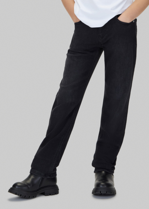 Джинсы Calvin Klein