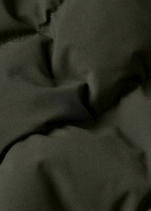 G-Star pavasara-rudens virsjaka Foundation