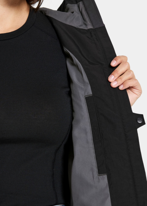 Didriksons pavasara-rudens virsjaka Paslēpt