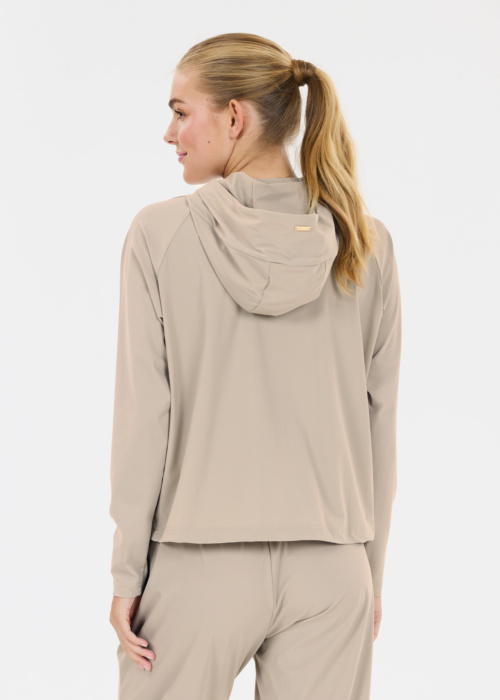 Athlecia sporta jaka Amisa