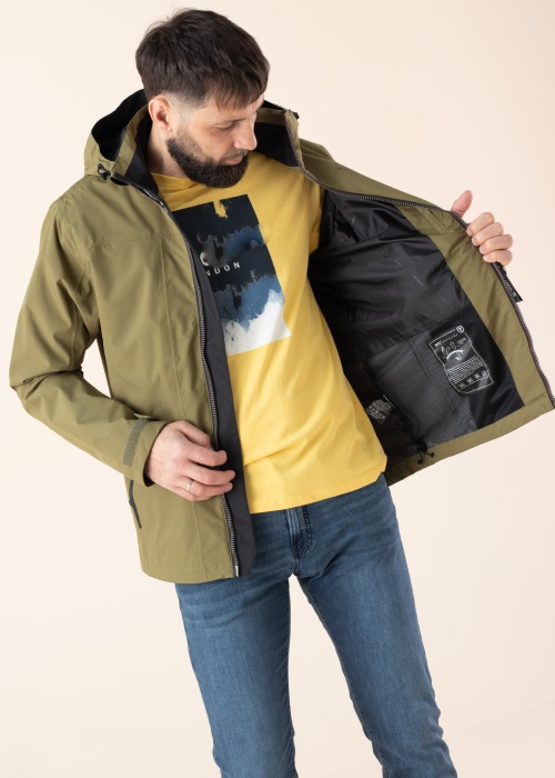 Tenson pavasara-rudens virsjaka Connor