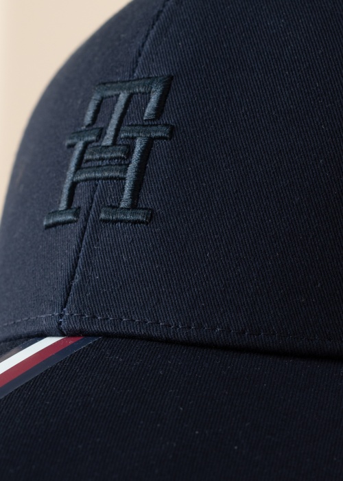 Tommy Hilfiger cepure ar nagu Mono Corporate Stripe