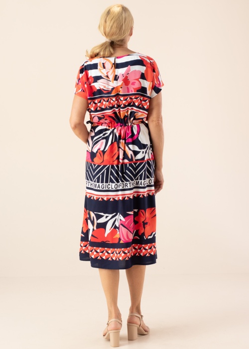 Betty Barclay kleita