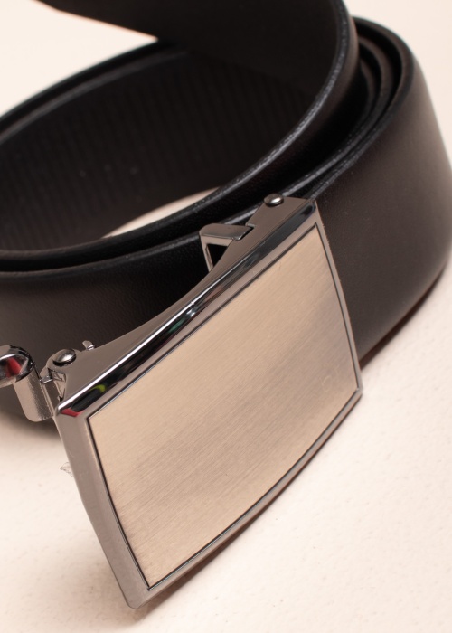 Bugatti bikšu siksna