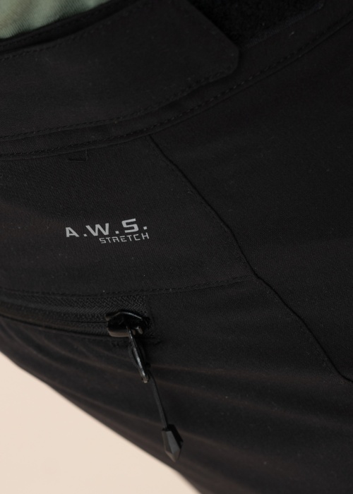 Icepeak pusgarās bikses Ballard