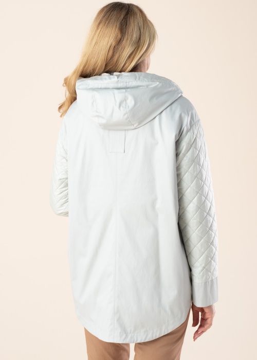 Saint Jacques pavasara-rudens virsjaka