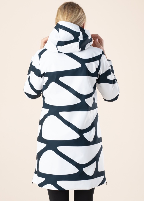 Весенне-осенняя парка Ailio Luhta