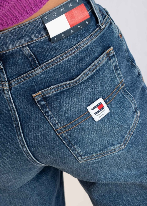 Tommy Jeans džinsa bikses Mom