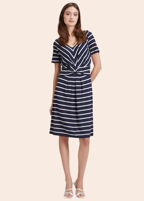 Betty Barclay kleita